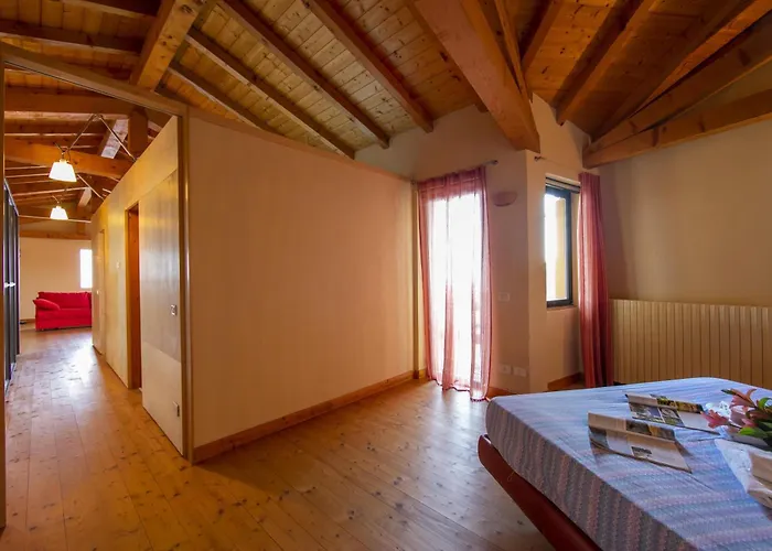 Feriehus La Casa Nel Borgo View - Happy Nebbiuno